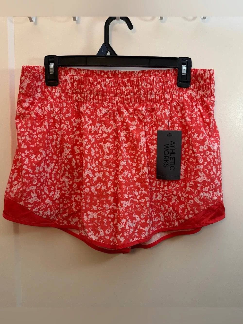 XL Athletic Works Women’s Red Floral Running Shorts